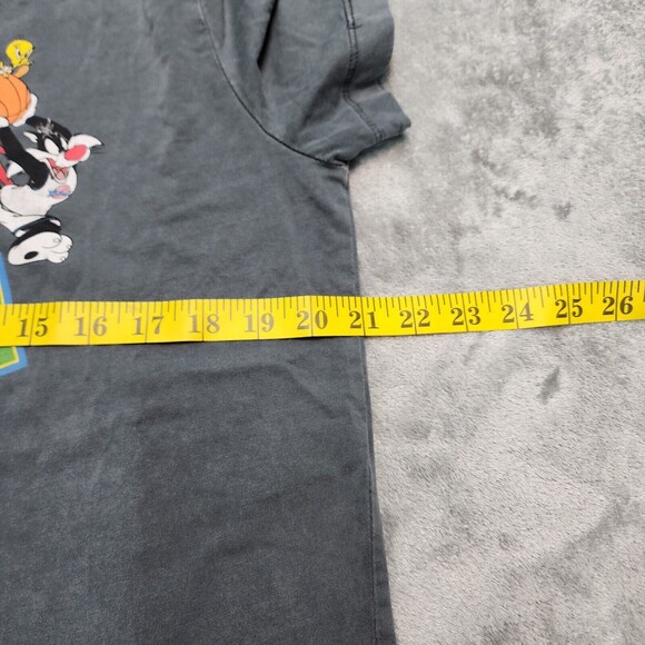 Looney Tunes T Shirt Men's Gray Graphic Tee Tune Squad Basketball Size L - Picture 10 of 10